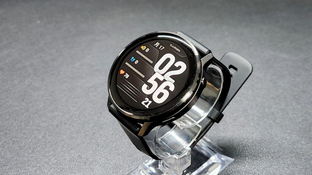 右側面：上ボタン（アプリ）、下ボタン（戻る）