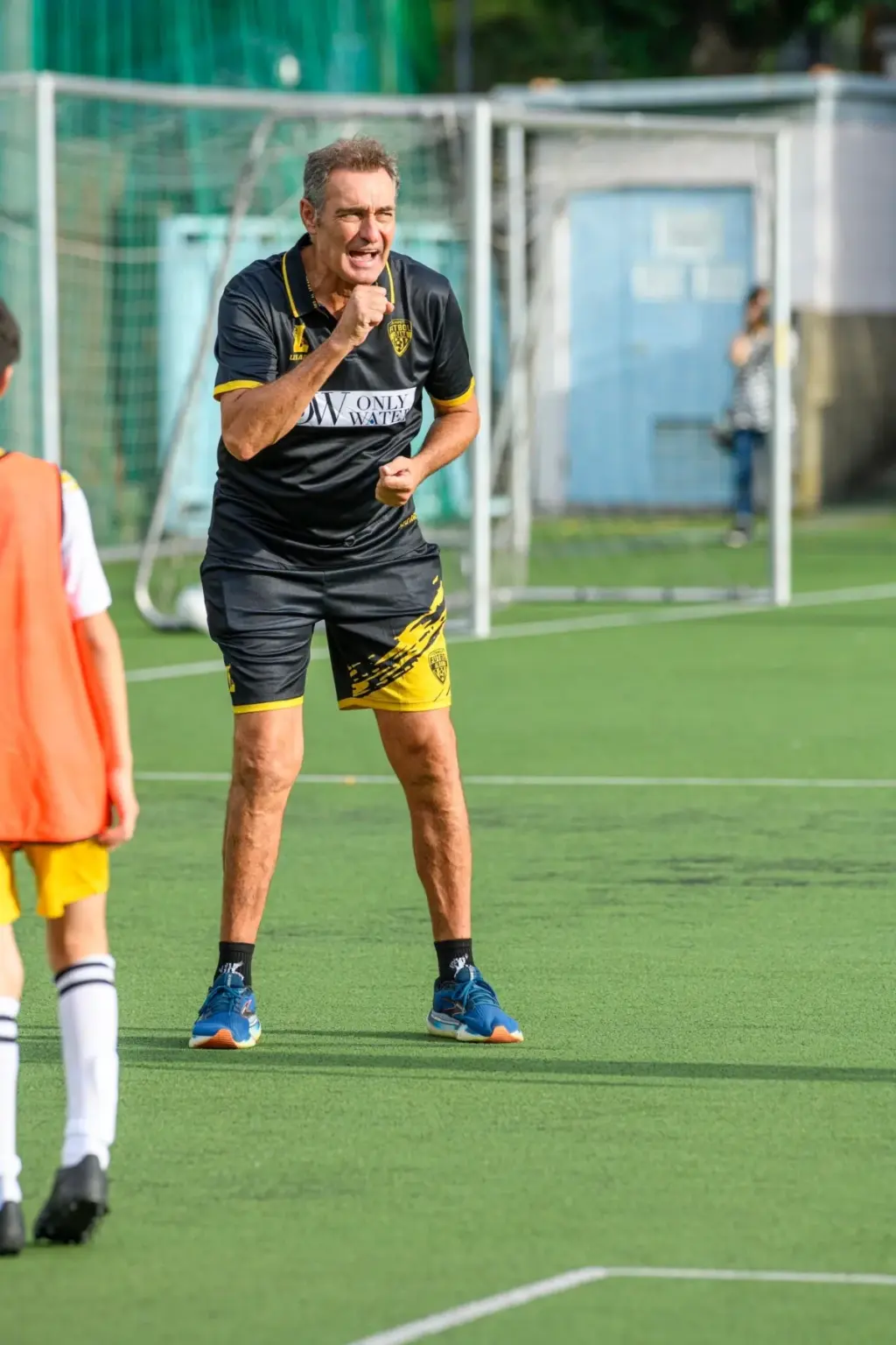 アドルフォ・アルダーナサッカーキャンプ 2025年、日本でスペイン流育成を体験 - サードニュース