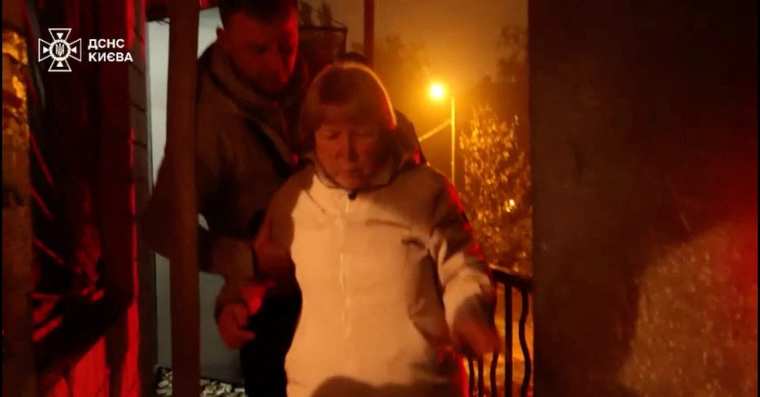 ウクライナ電力輸入、10月は今年最高に　ロシアの攻撃強化で | ロイター