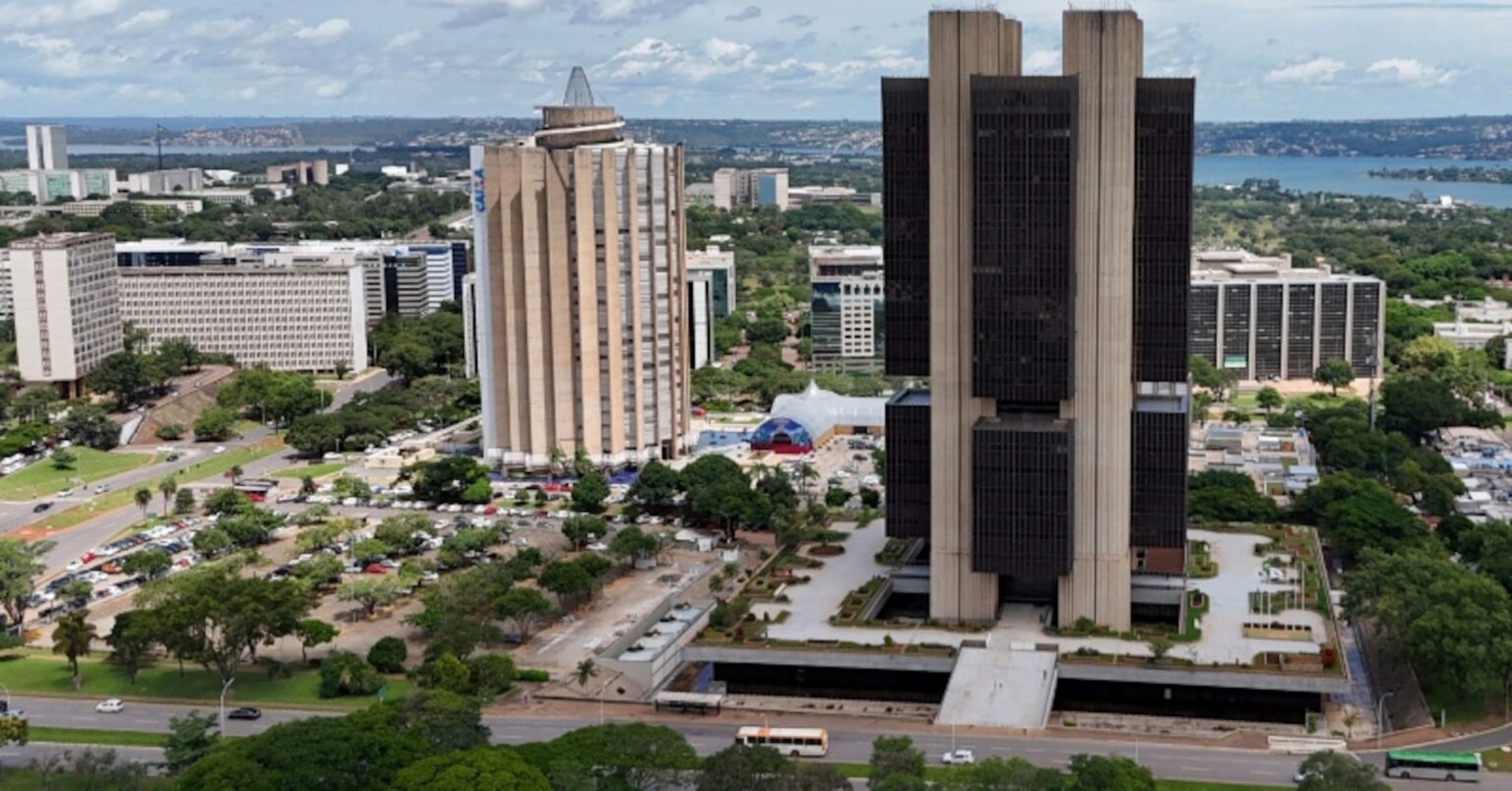 ブラジル中銀 、3会合連続金利据え置き　物価目標達成に自信 | ロイター