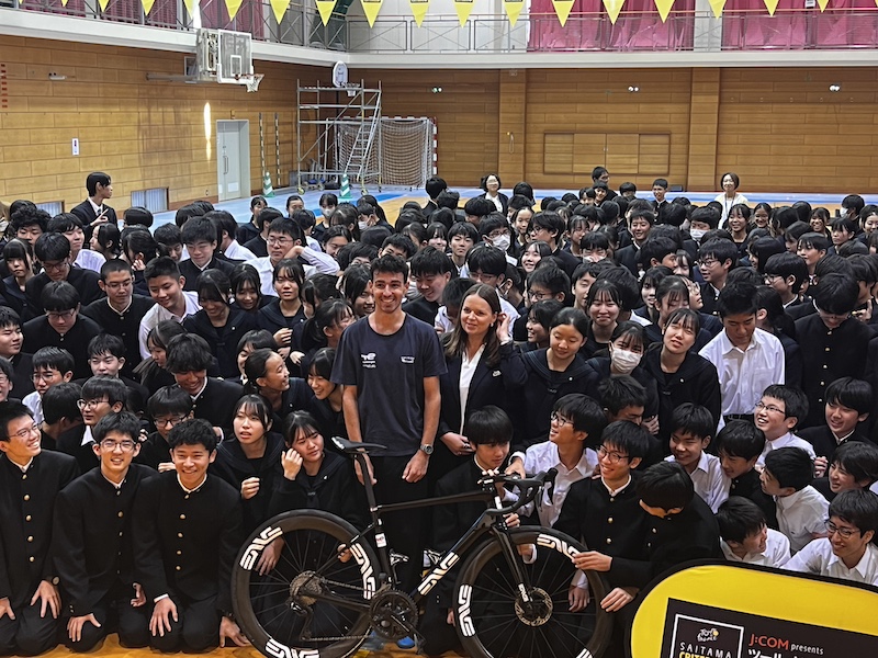 ツール・ド・フランス期待のジェガット先生が中学生230人に特別授業 - PRESSPORTS