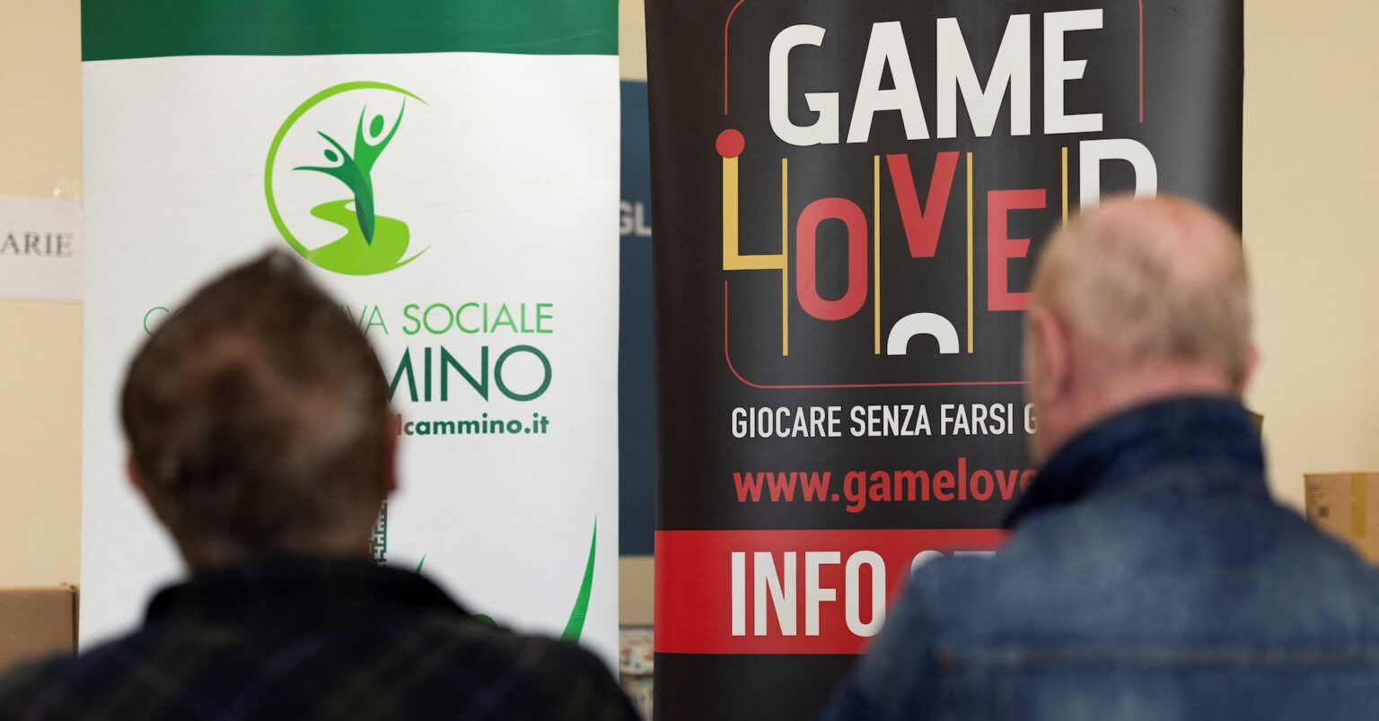 〔アングル〕欧州最大のギャンブル市場イタリア、税収増だが「依存症」の暗い影も | ロイター