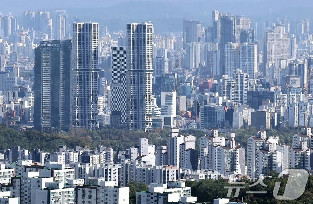 「新婚の家、買ったの?」「ローンは?」「自己資金は?」…韓国・しつこく詮索する友人、花嫁の困惑 写真枚 国際ニュース:AFPBB News 「新婚の家、買ったの?」「ローンは?」「自己資金は?」…韓国・しつこく詮索する友人、花嫁の困惑 写真枚 国際ニュース:AFPBB News