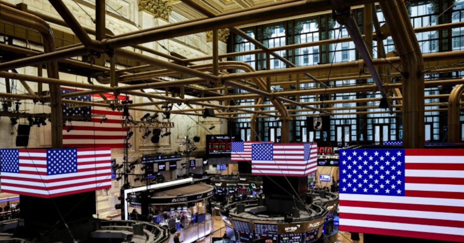 米国株式市場=上昇、エヌビディアやパランティアが高い 政府再開に期待 | ロイター 米国株式市場=上昇、エヌビディアやパランティアが高い 政府再開に期待 | ロイター