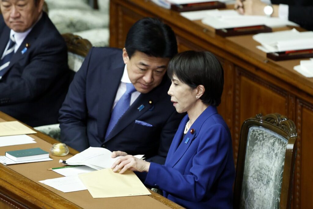 高市首相の台湾有事発言で中国側が抗議、日本の立場を説明－官房長官 - Bloomberg