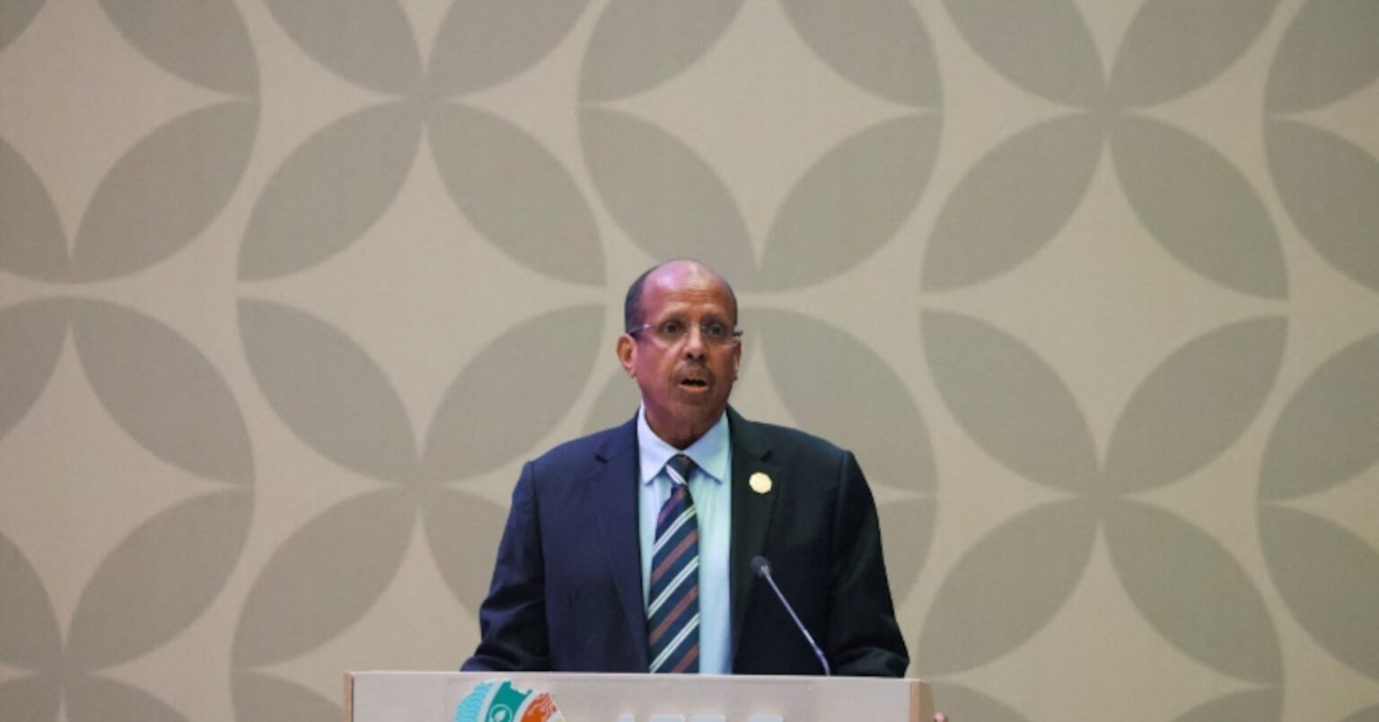 ナイジェリアでジェノサイド「起きていない」、アフリカ連合委員長がトランプ氏発言に反論 | ロイター ナイジェリアでジェノサイド「起きていない」、アフリカ連合委員長がトランプ氏発言に反論 | ロイター