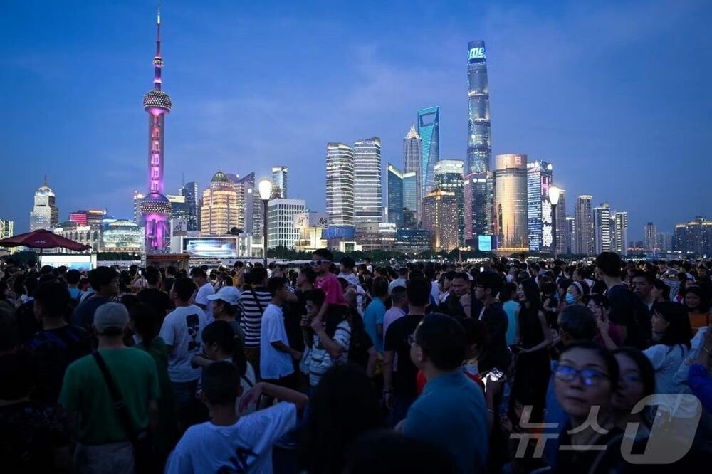 「東京より上海」中国「ノービザ延長」でMZ世代殺到…週末“弾丸トラベル”新トレンドに　写真枚　国際ニュース：AFPBB News