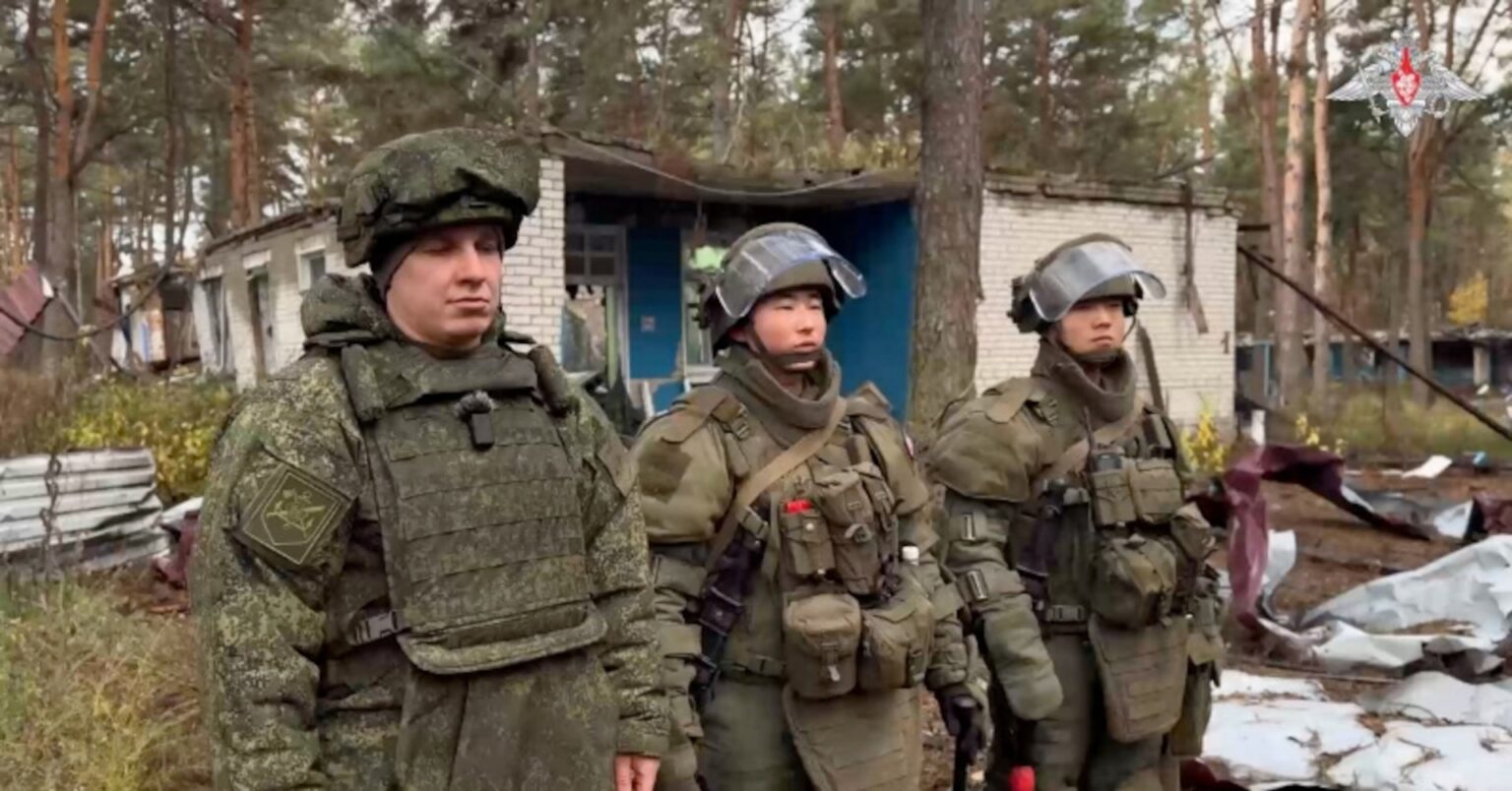 北朝鮮軍、西部クルスクで地雷除去支援 ロシア国防省が動画公開 | ロイター 北朝鮮軍、西部クルスクで地雷除去支援 ロシア国防省が動画公開 | ロイター