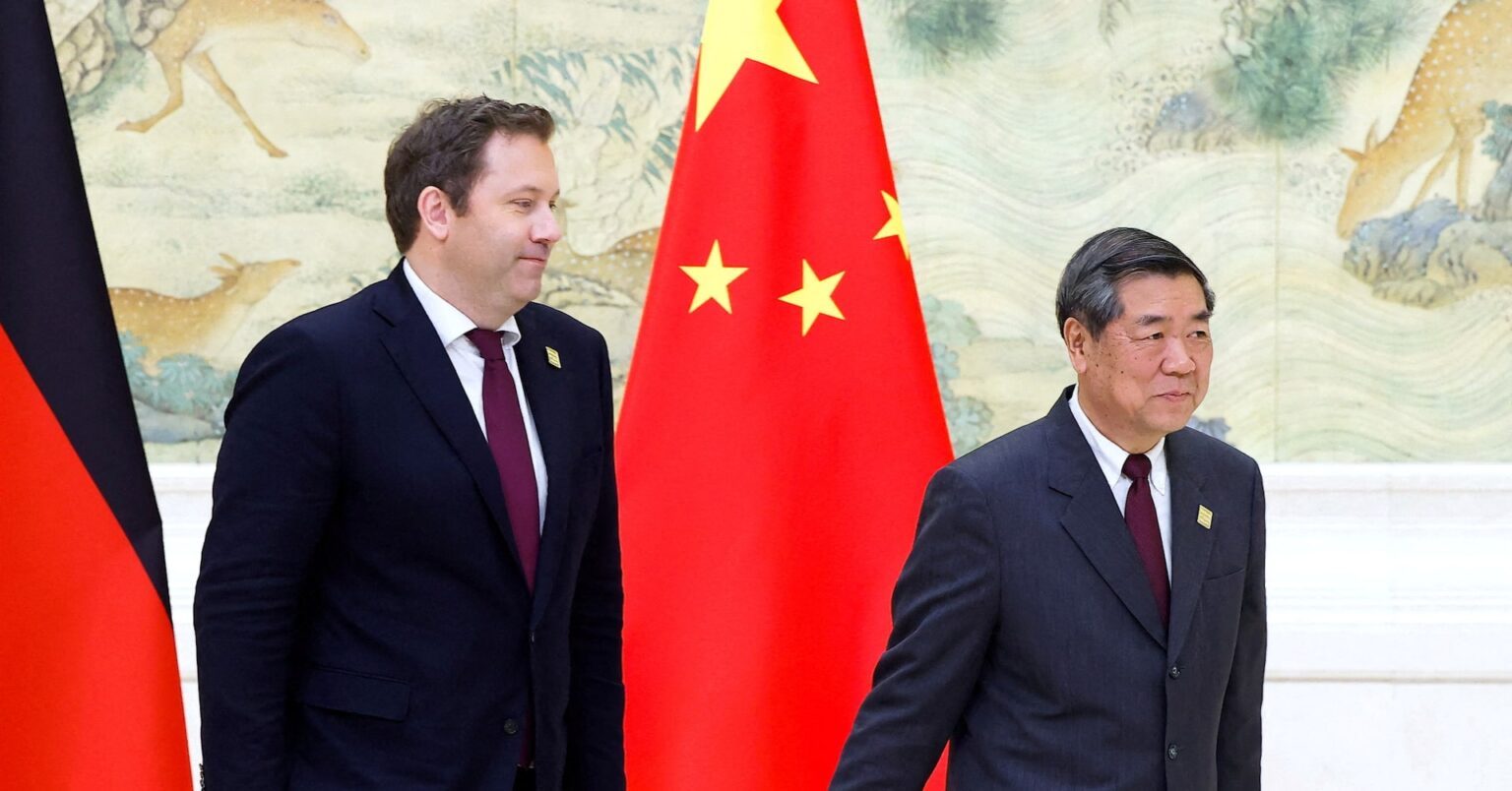 中国、レアアース問題解決に意欲　独財務相が何副首相と会談 | ロイター