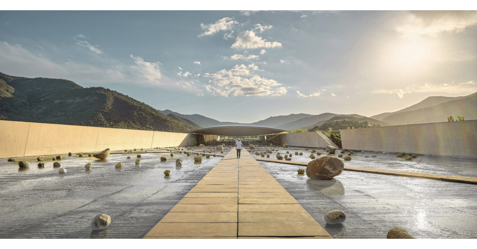 チリのVIKがTHE WORLD'S 50 BEST VINEYARDS 2025リストでNO.1に選出