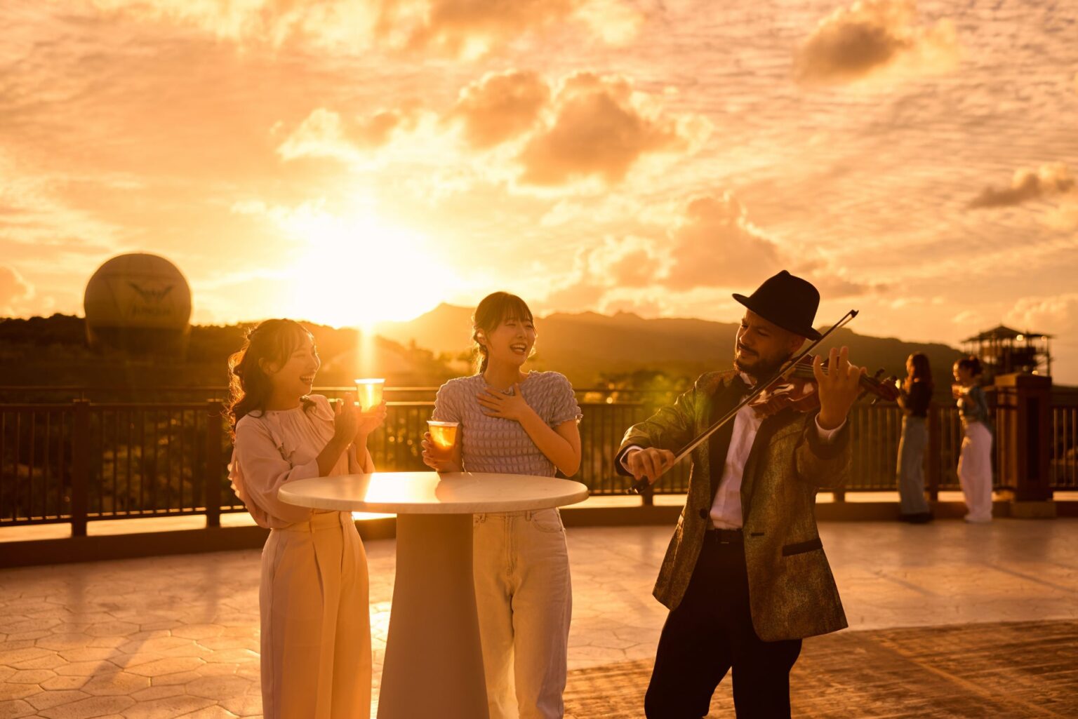 ジャングリア沖縄 「夕暮れからのパワーバカンス」をもっと最高に！ | 株式会社ジャパンエンターテイメントのプレスリリース