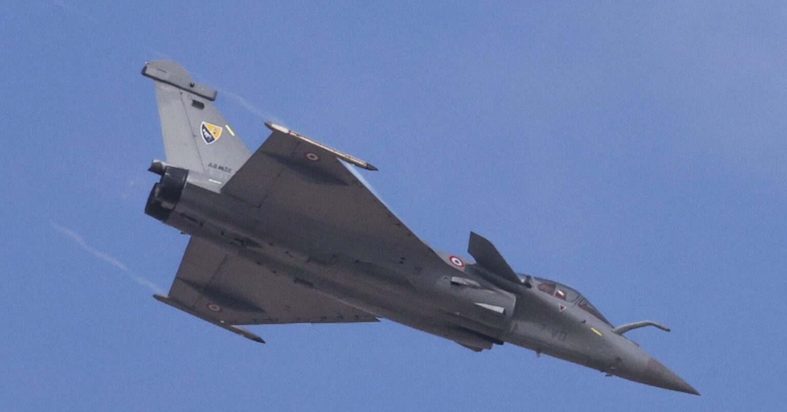 中国、仏製戦闘機ラファールの販売妨害で偽情報作戦＝米議会諮問機関報告書 | ロイター