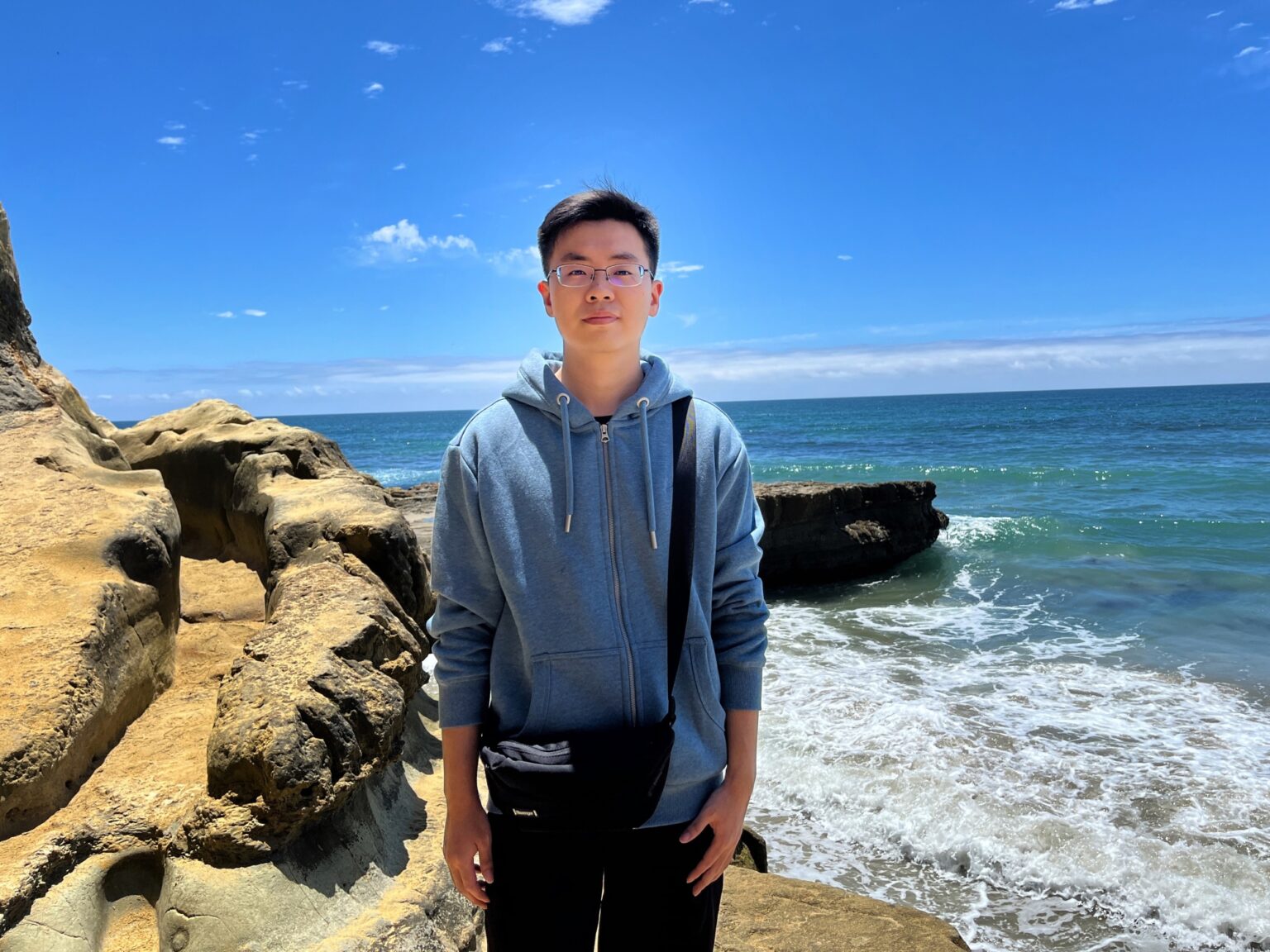 relates to AI超大国へ、中国が米国猛追－清華大の特許数、ハーバードやMIT凌駕