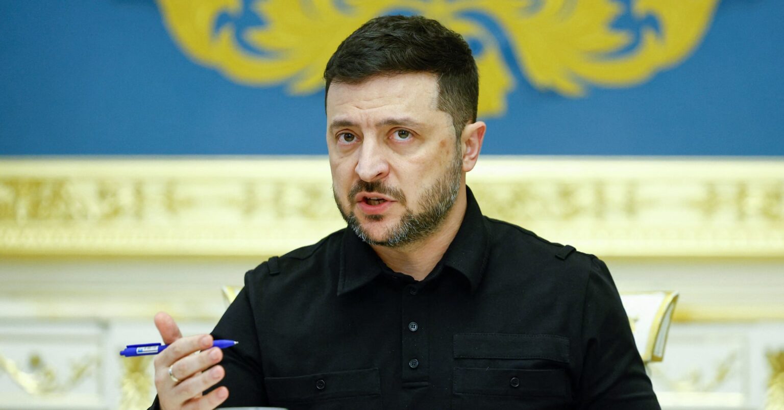 ウクライナ和平交渉団帰国へ、ゼレンスキー氏「次の対応近く決定」 | ロイター