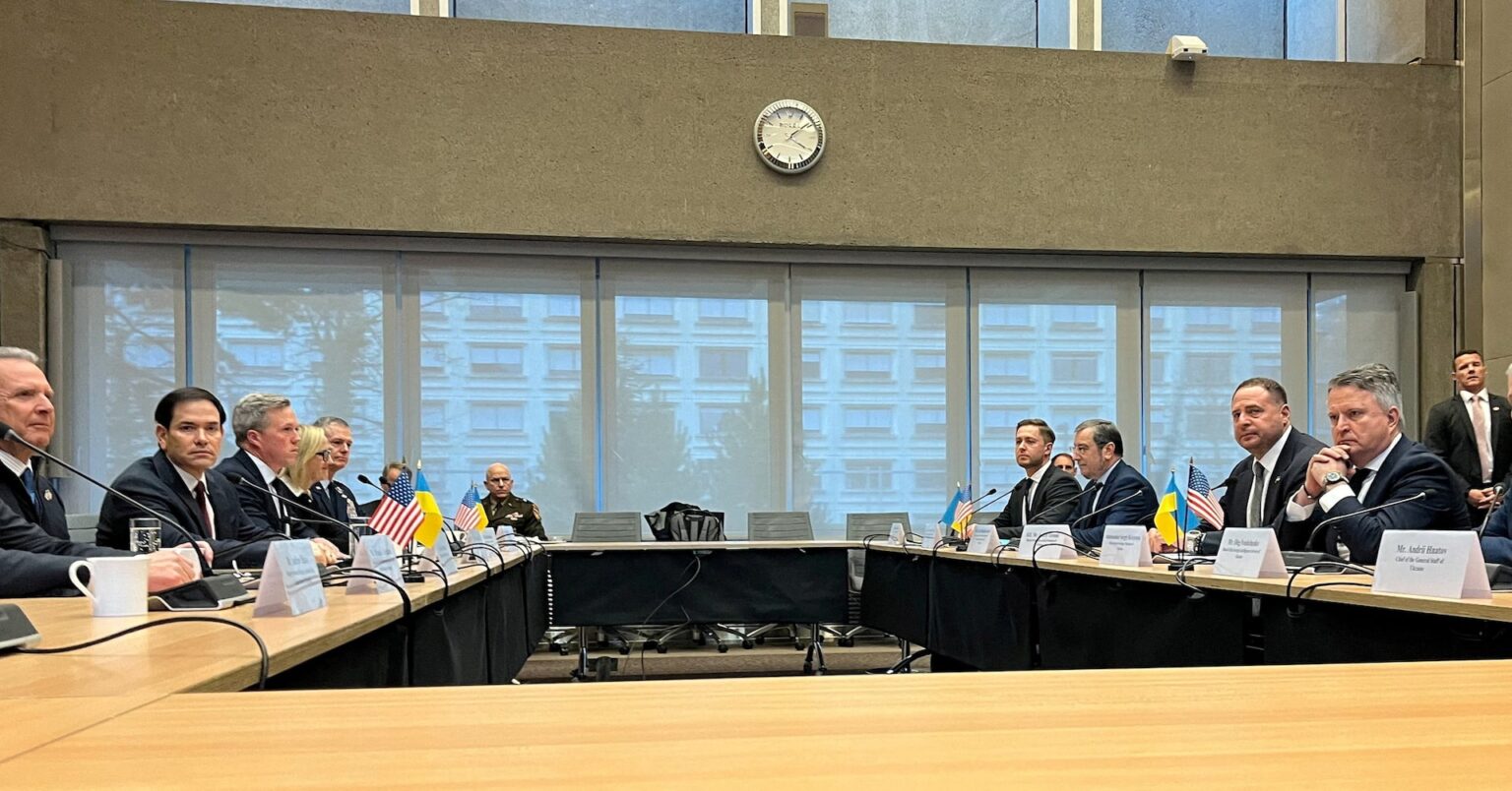 米・ウクライナ、和平案巡り進展　ゼレンスキー氏週内に訪米も | ロイター