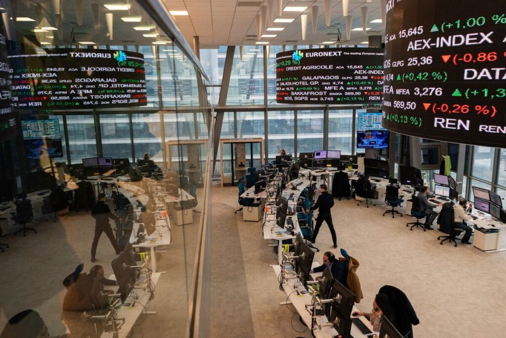 【欧州市況】株は上昇、米当局者発言を材料視－フランス債上昇 - Bloomberg