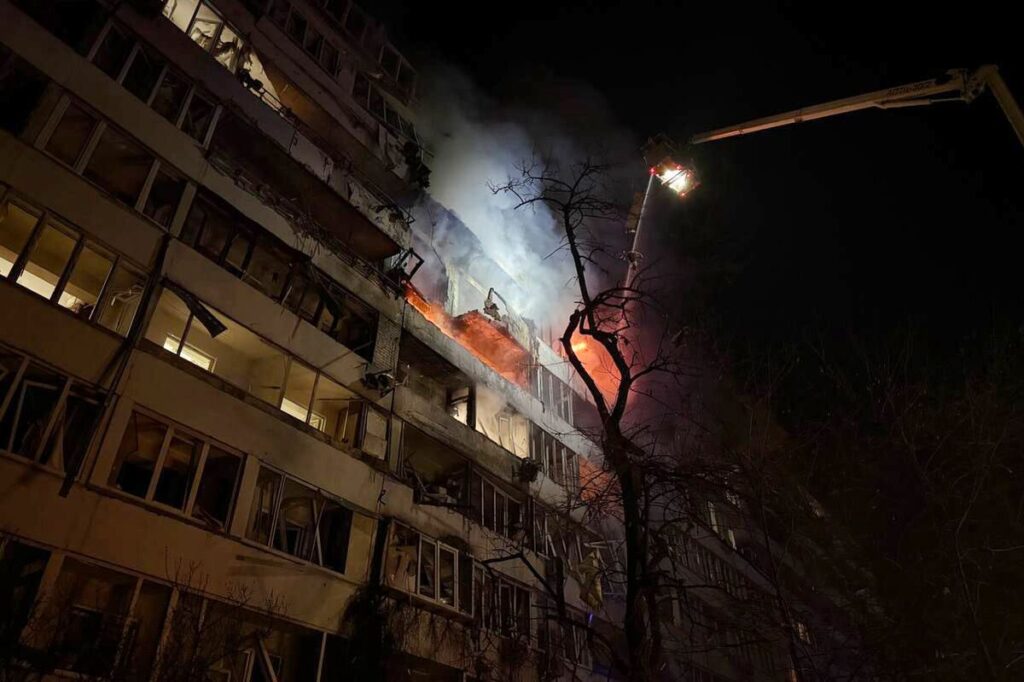 米ロ当局者、アブダビで協議－ロシア・ウクライナの交戦続く - Bloomberg