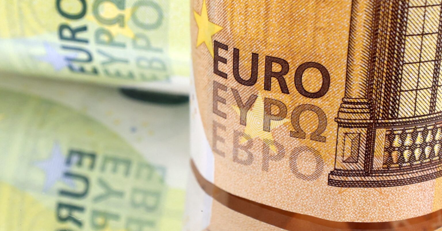 オランダ中銀総裁、ＥＵ予算の重点見直し提言　未来の成長重視 | ロイター