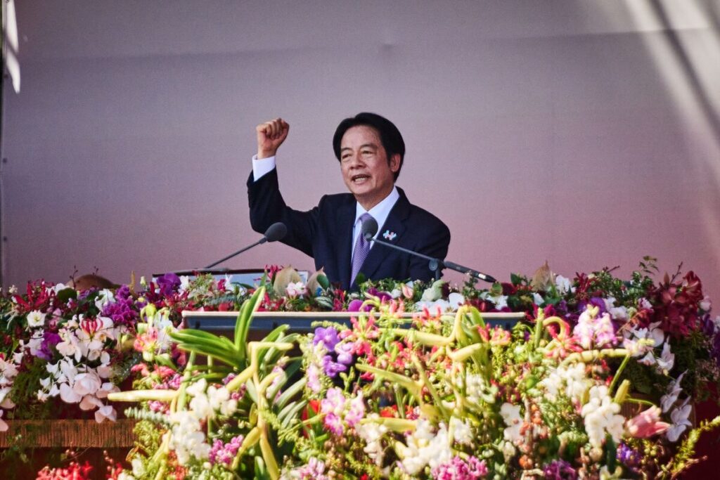 台湾、6兆円余り投じ防衛力強化へ-中国による武力行使を抑止 – Bloomberg 台湾、6兆円余り投じ防衛力強化へ-中国による武力行使を抑止 - Bloomberg