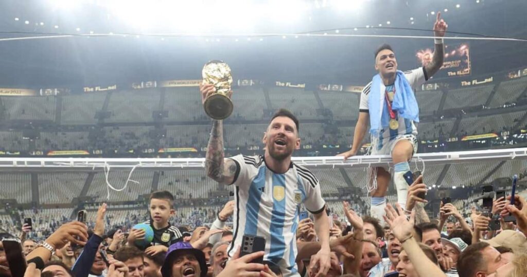 FIFA W杯の抽選手順を発表　日本はポット2　イタリアなど欧州PO枠は一律ポット4で決着　日本と同組に絶対ならないチームも判明 - イザ！