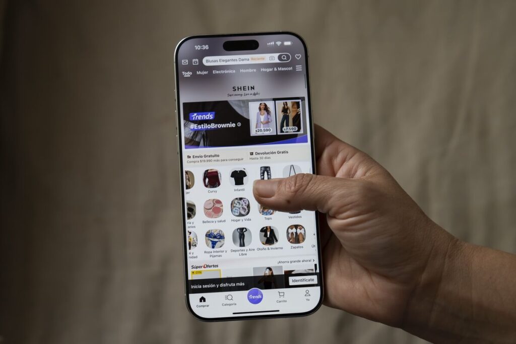 SHEINにEUが圧力強める、子供に似せた性目的の人形や武器の販売巡り - Bloomberg