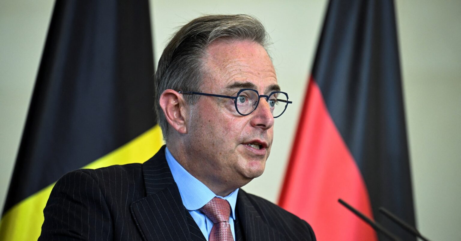 ベルギー首相、ロシア凍結資産活用「和平合意妨げる恐れ」=FT | ロイター ベルギー首相、ロシア凍結資産活用「和平合意妨げる恐れ」=FT | ロイター