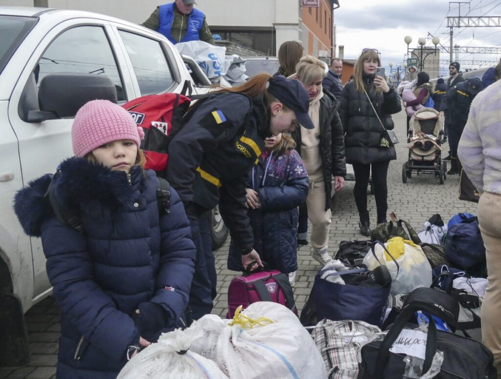 スイス、ウクライナ難民政策でEUと足並み乱す – SWI swissinfo.ch スイス、ウクライナ難民政策でEUと足並み乱す - SWI swissinfo.ch
