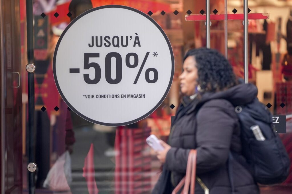 フランス、11月のインフレ率は横ばいの0.8%－予想下回る - Bloomberg