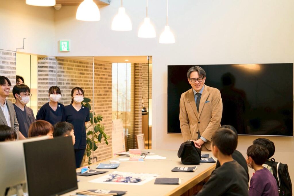 甲府歯科で「歯とスポーツ」学ぶ講習 スペインへの無償サッカー留学前に – 甲府経済新聞 甲府歯科で「歯とスポーツ」学ぶ講習 スペインへの無償サッカー留学前に - 甲府経済新聞