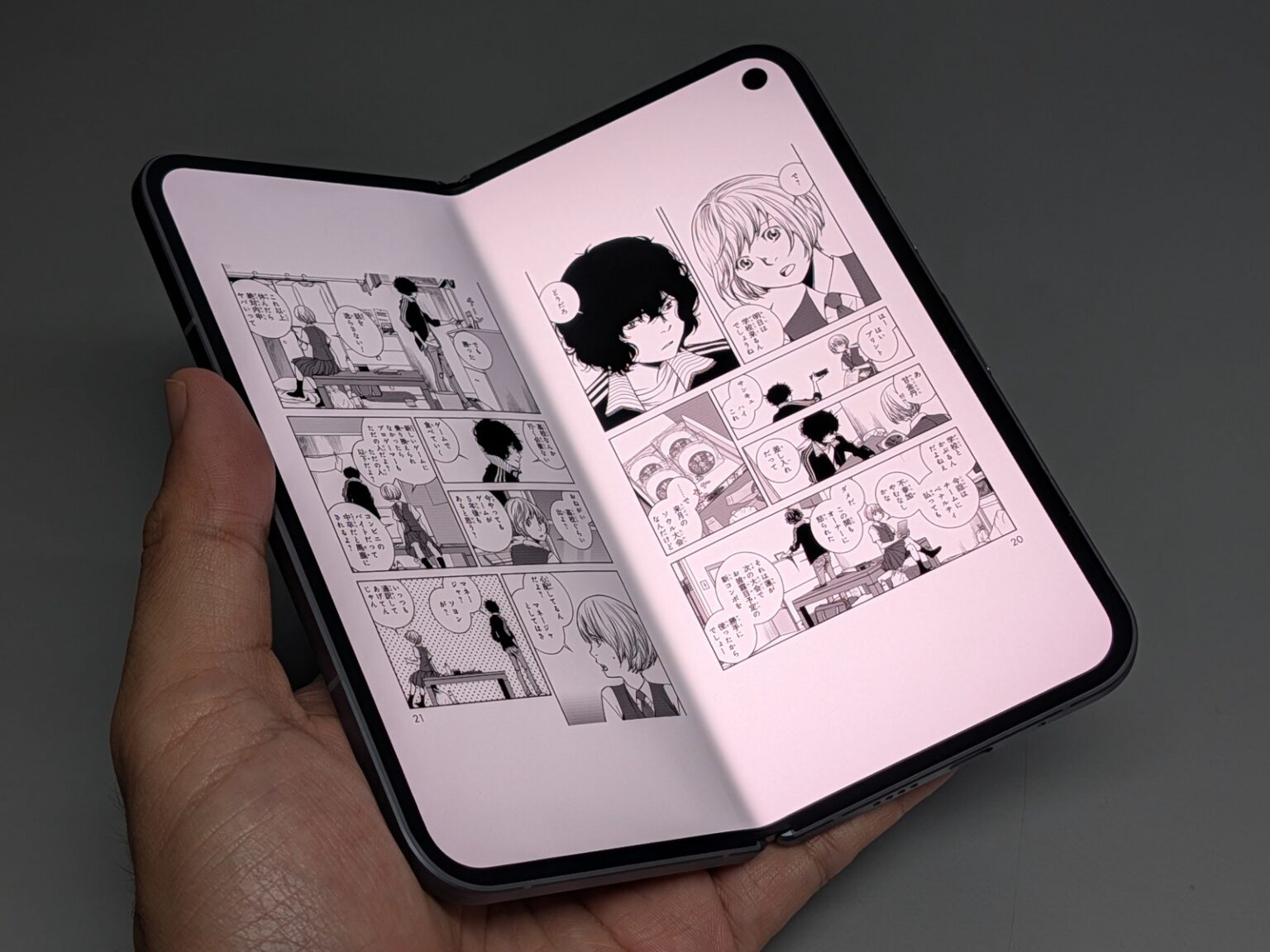 【山口真弘の電子書籍タッチアンドトライ】Googleの折りたたみスマホ「Pixel 10 Pro Fold」の残念なポイントとは？ - PC Watch