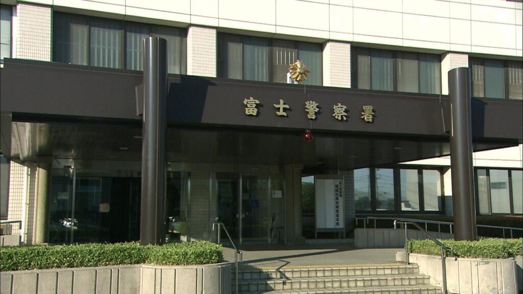 「家族ごと殺すぞ」授業をサボっていたことを咎めた教師に逆上し足蹴りをしてケガさせた上に暴言を吐き脅迫 中学3年の男子生徒を逮捕 警察は認否を明らかにせず（テレビ静岡NEWS） - Yahoo!ニュース