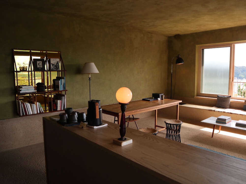 尾道〈LOG〉ライブラリー