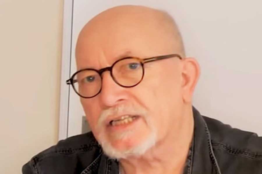 フランス人YouTuberのオレリアン・プダさんのお父さん（スクリーンショット）