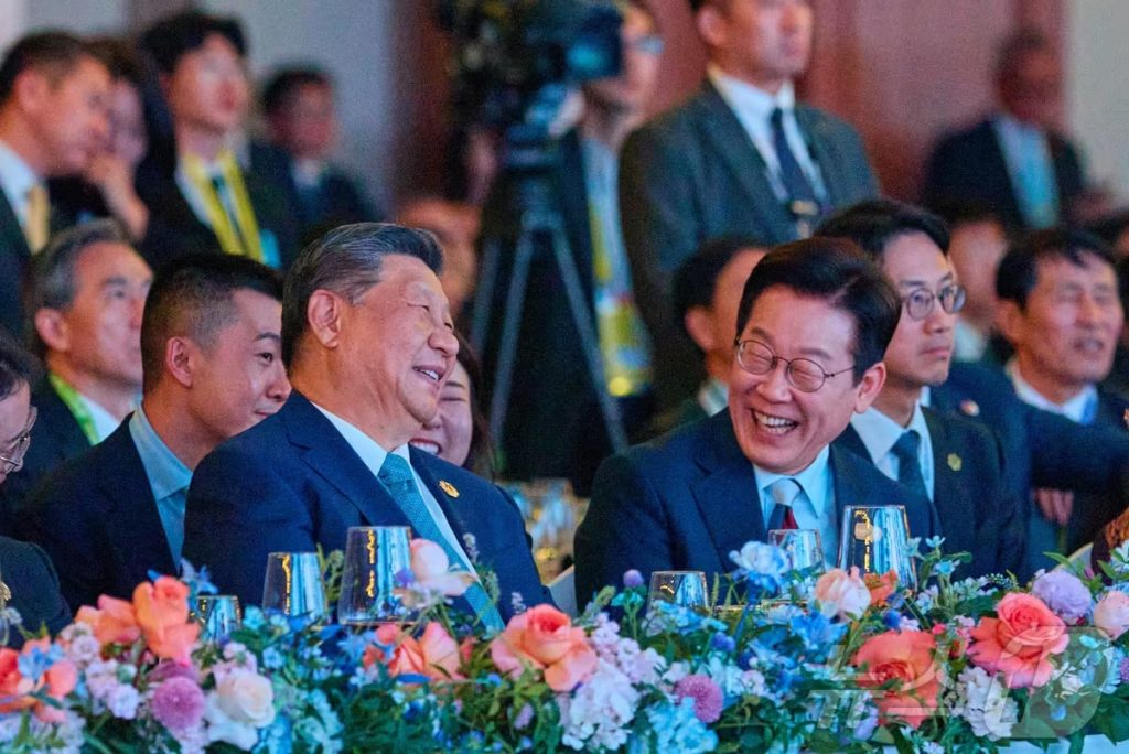 「通信保安は大丈夫か？」韓国・李在明大統領が冗談…習近平主席が爆笑「バックドア？確認してみて」（KOREA WAVE） - Yahoo!ニュース