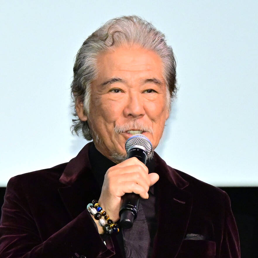 西岡徳馬、映画の演説シーン撮影を振り返る 映画「天文館探偵物語」舞台あいさつ（スポーツ報知） - Yahoo!ニュース