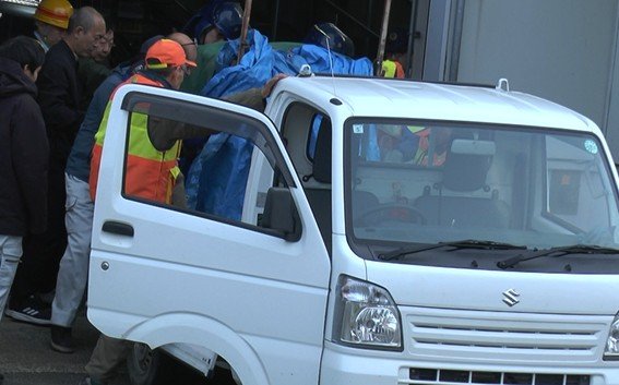 【速報 現場画像あり】JR新庄駅に出没のクマ 箱ワナで捕獲し搬出（テレビユー山形） - Yahoo!ニュース