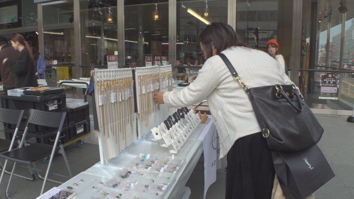 日本一の生産量のジュエリーをPR インフルエンサーMINAMIさんも登場 やまなしJewelry Week(UTYテレビ山梨) – Yahoo!ニュース 日本一の生産量のジュエリーをPR インフルエンサーMINAMIさんも登場 やまなしJewelry Week(UTYテレビ山梨) - Yahoo!ニュース