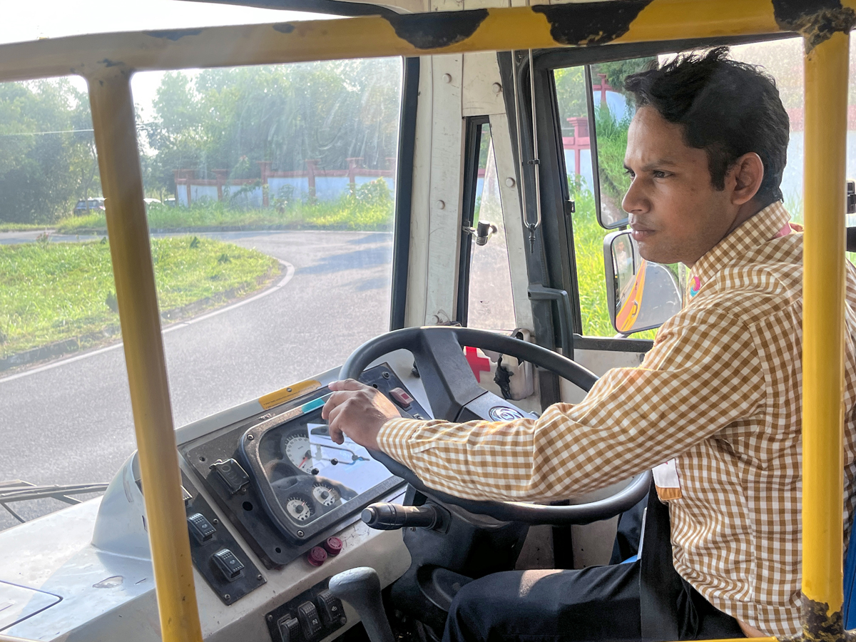 20251111se02 - セイノースタッフサービス／インド人トラックドライバー6人の採用を決定