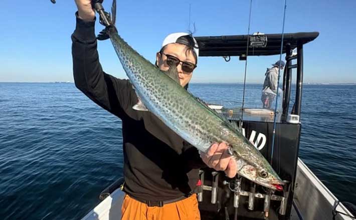 【沖のルアー釣果速報】伊勢湾沖キャスティングゲームで良型サワラ連発!(愛知) | TSURINEWS 【沖のルアー釣果速報】伊勢湾沖キャスティングゲームで良型サワラ連発!(愛知)