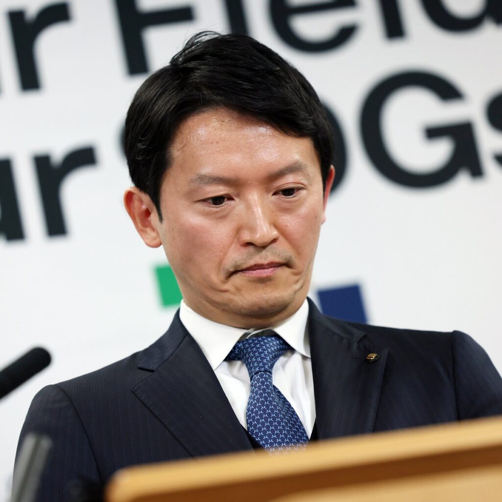 「投票した人たちしか見てない」元M-1王者 兵庫・斎藤知事に痛烈苦言…噛み合わない質疑にも「オウム返し」（女性自身） - Yahoo!ニュース