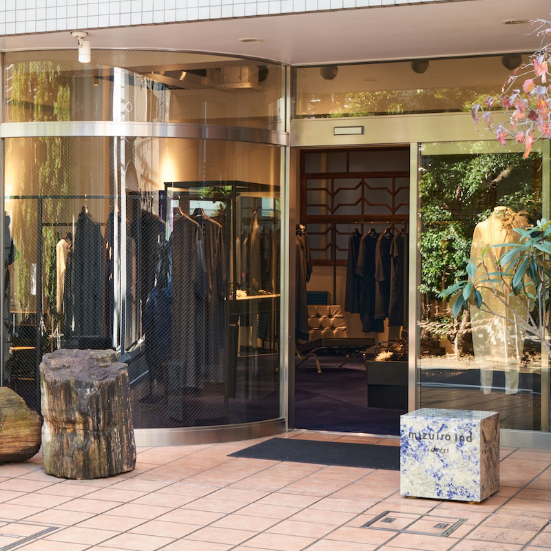 「ミズイロインド ドレス」初の単独店が青山に　アクセサリーも充実（WWDJAPAN.com） - Yahoo!ニュース
