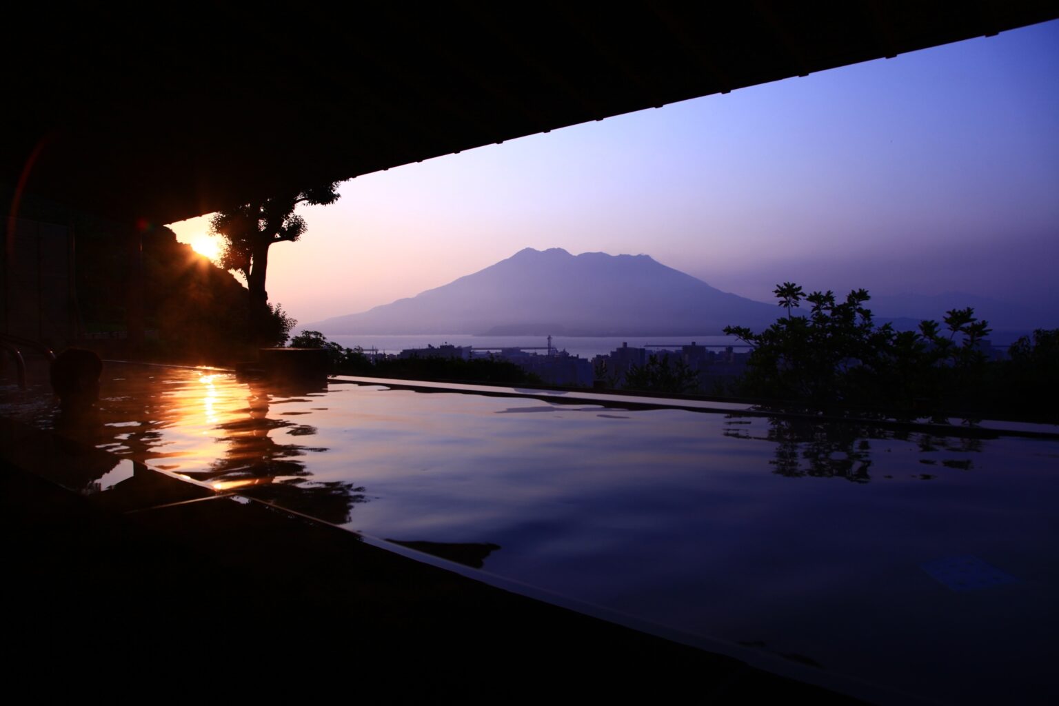 美肌・料理で全国1位、絶景でも九州1位!「SHIROYAMA HOTEL kagoshima」 が全国初の三冠を達成(FINDERS) – Yahoo!ニュース 美肌・料理で全国1位、絶景でも九州1位!「SHIROYAMA HOTEL kagoshima」 が全国初の三冠を達成(FINDERS) - Yahoo!ニュース