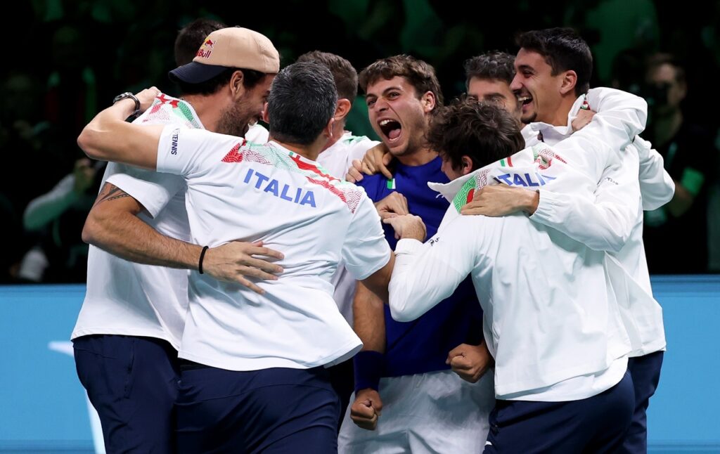 シングルス連勝でスペインを破った開催国イタリアが3連覇を達成 [デビスカップ・ファイナル8／テニス]（テニスマガジンONLINE） - Yahoo!ニュース