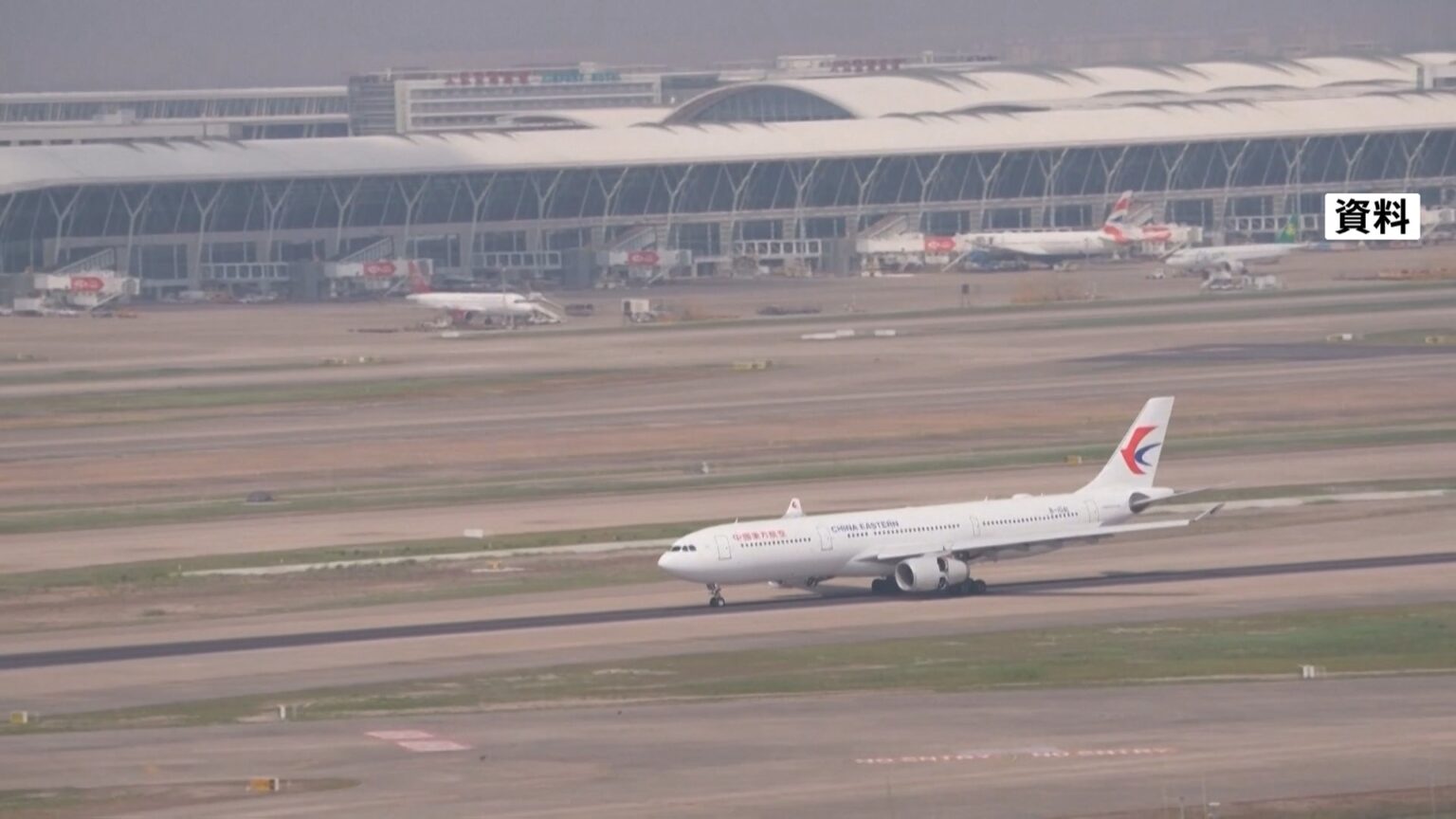 日本と中国を結ぶ航空路線「12路線で全便運休」中国メディア　高市総理の答弁が影響と分析（TBS NEWS DIG Powered by JNN）