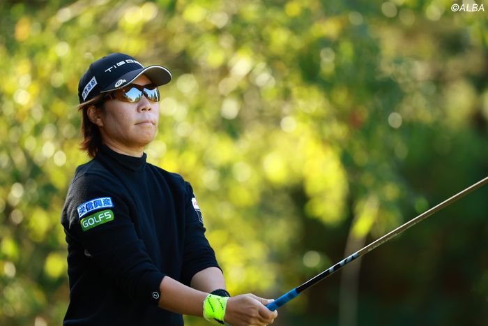 <速報>穴井詩、鈴木愛の最終組がティオフ 岩井姉妹は双子コーデで登場(ゴルフ総合サイト ALBA Net) – Yahoo!ニュース <速報>穴井詩、鈴木愛の最終組がティオフ 岩井姉妹は双子コーデで登場(ゴルフ総合サイト ALBA Net) - Yahoo!ニュース