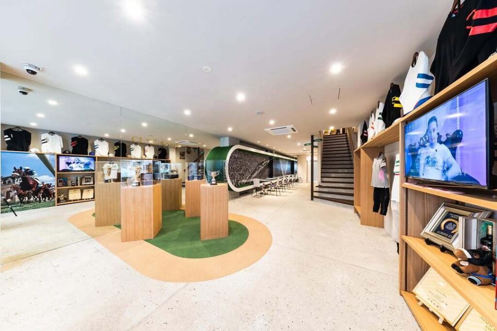 「CL by C.ルメール FASHION & CAFÉ」（京都市中京区）で12月4日(木)岩田望来騎手のサイン会を開催（西スポレースサイト）