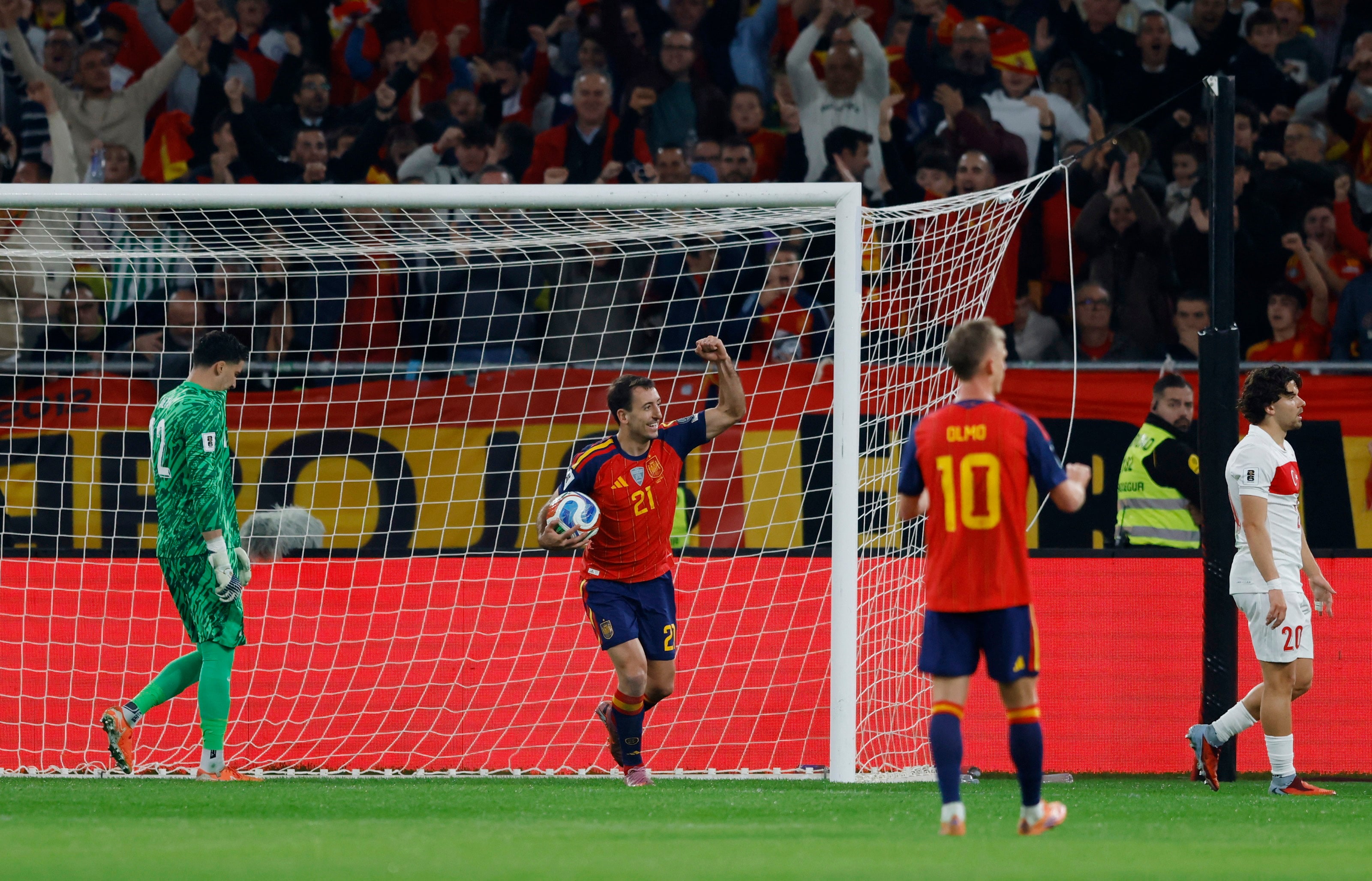 サッカー＝スペイン、ベルギーらがＷ杯出場決める　欧州予選