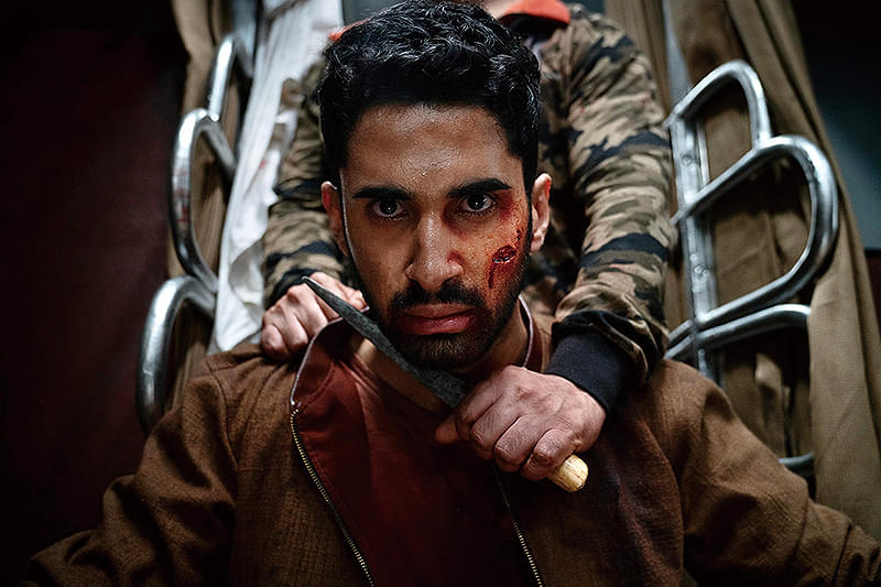 「悪くも悪くもハリウッド寄せ」KILL 超覚醒 imaxmaxさんの映画レビュー（感想・評価） - 映画.com