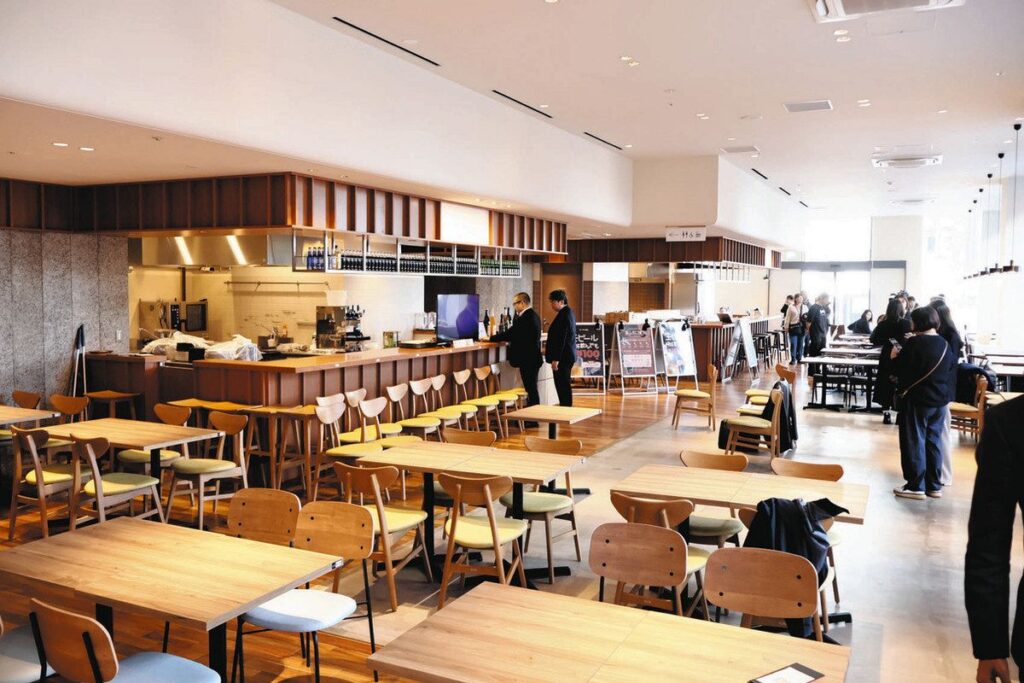 富山北口横丁 ４店舗でスタート　21日 ビール、バーガー、インドカレー、居酒屋：北陸中日新聞Web