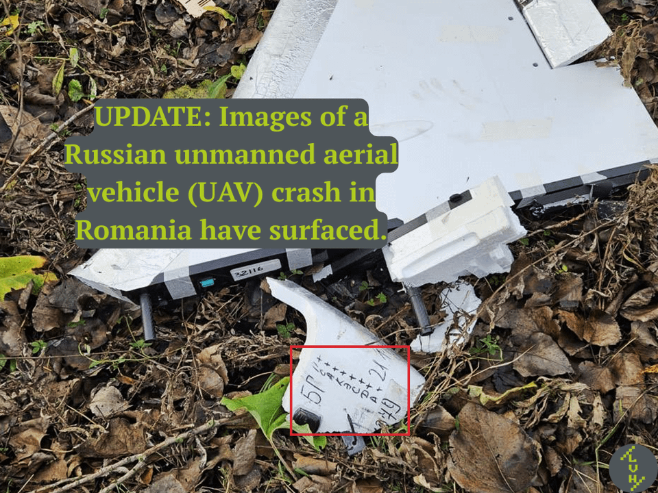 更新：以前ルーマニアの領空を侵犯していたロシアの無人航空機がルーマニアで墜落したことを示す写真が浮上した。ロシアのウクライナに対する侵略は、他のヨーロッパ諸国の国民を直接の身体的危害の危険にさらし始め、生命の危険に至るまでに至っている。